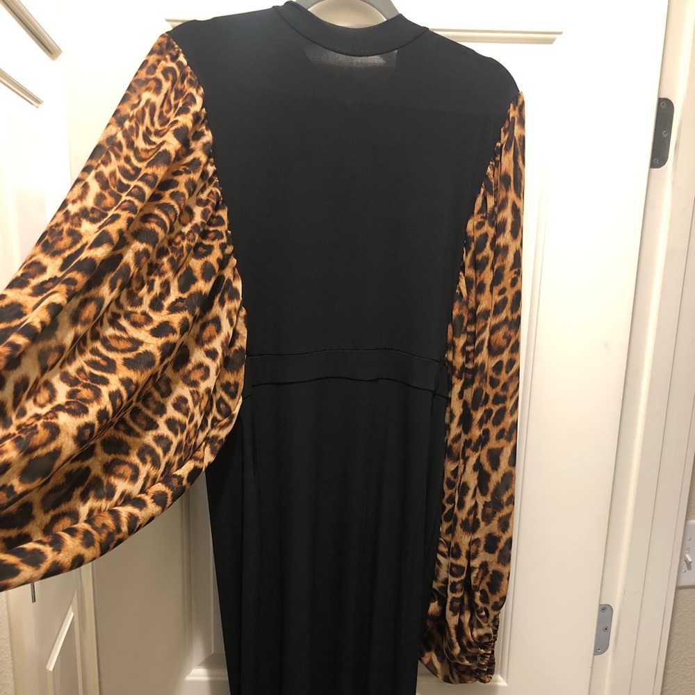 New Animal print dress